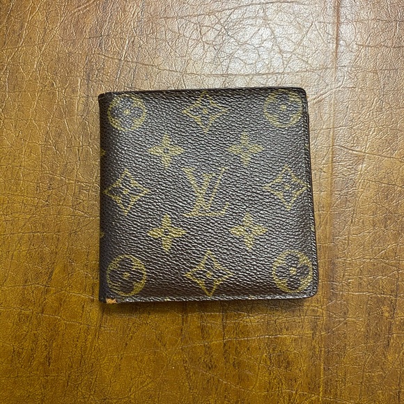Louis Vuitton monogram wallet - Picture 2 of 7